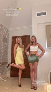 Alyvia Alyn Lind feet photo 10