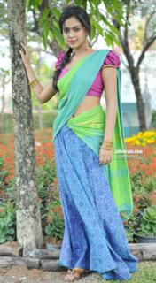 Amala Paul feet photo thumbnail