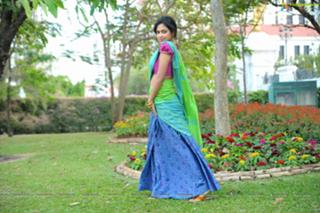 Amala Paul feet photo thumbnail