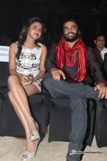 Amala Paul feet photo thumbnail