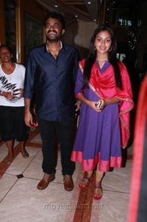 Amala Paul feet photo thumbnail