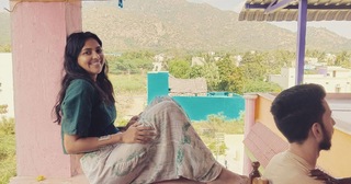 Amala Paul feet photo thumbnail