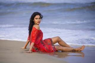 Amala Paul feet photo thumbnail