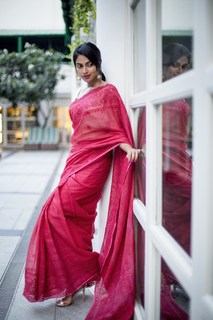 Amala Paul feet photo thumbnail