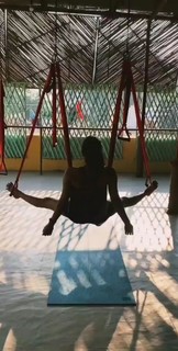 Amala Paul feet photo thumbnail