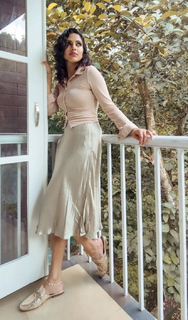 Amala Paul feet photo thumbnail