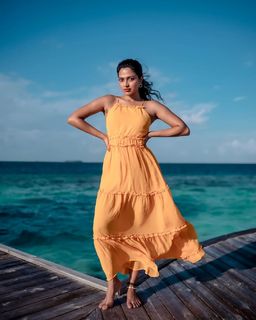Amala Paul feet photo thumbnail
