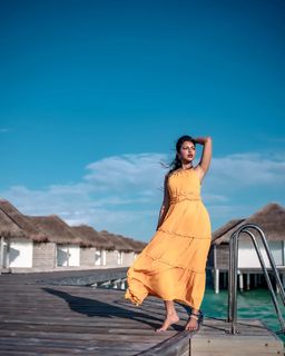 Amala Paul feet photo thumbnail