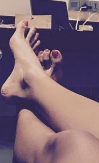 Amala Paul feet photo thumbnail