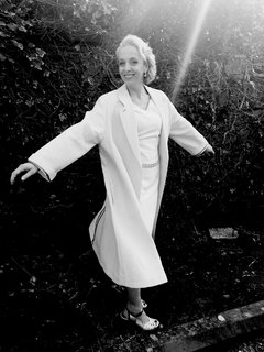 Amanda Abbington feet photo 10