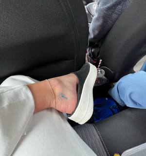 Amanda Anisimova feet photo thumbnail