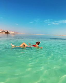 Amanda Anisimova feet photo thumbnail