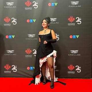 Amanda Arcuri feet photo 8
