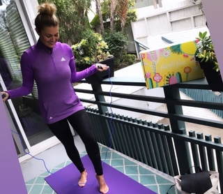Amanda Balionis Renner feet photo 16