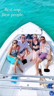 Amanda Balionis Renner feet photo 18