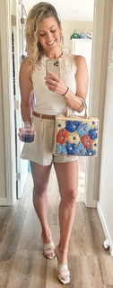 Amanda Balionis Renner feet photo 15