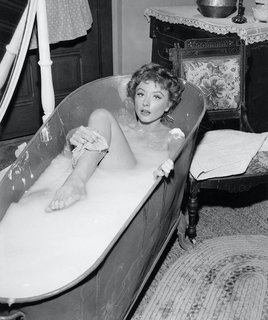 Amanda Blake feet photo 1