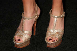 Amanda Bynes feet photo thumbnail