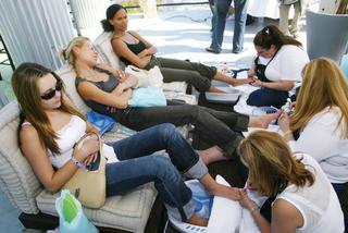 Amanda Bynes feet photo thumbnail