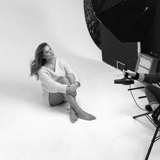 Amanda Byram feet photo 7