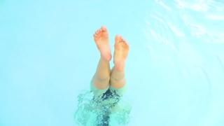 Amanda Cerny feet photo thumbnail