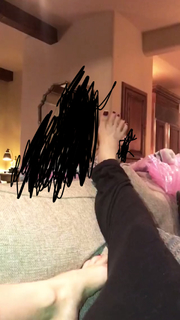 Amanda Cerny feet photo thumbnail