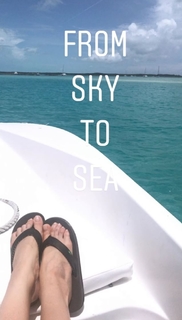 Amanda Cerny feet photo thumbnail