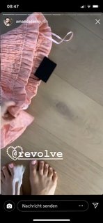 Amanda Cerny feet photo thumbnail