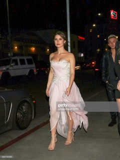 Amanda Cerny feet photo thumbnail