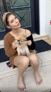 Amanda Cerny feet photo thumbnail