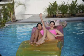 Amanda Cerny feet photo thumbnail