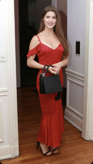 Amanda Cerny feet photo thumbnail