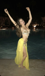 Amanda Cerny feet photo thumbnail