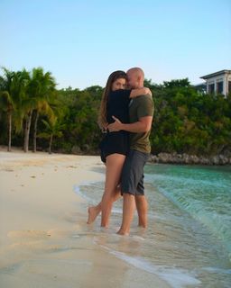 Amanda Cerny feet photo thumbnail