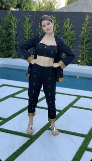 Amanda Cerny feet photo thumbnail