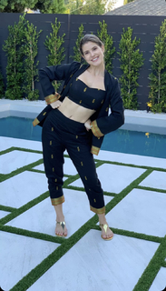 Amanda Cerny feet photo thumbnail