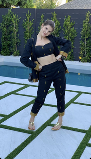 Amanda Cerny feet photo thumbnail