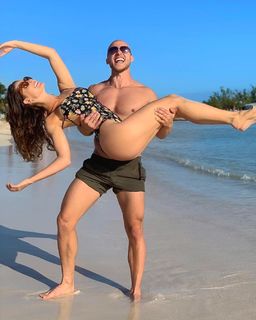 Amanda Cerny feet photo thumbnail