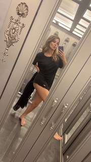 Amanda Cerny feet photo thumbnail