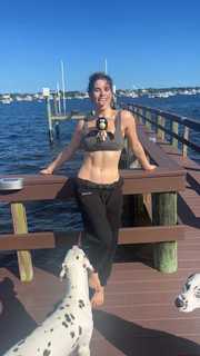 Amanda Cerny feet photo thumbnail