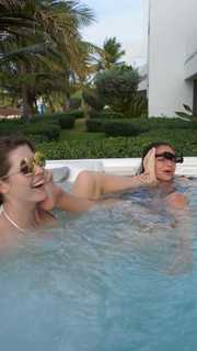 Amanda Cerny feet photo thumbnail