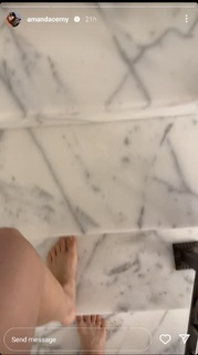 Amanda Cerny feet photo thumbnail