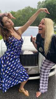 Amanda Cerny feet photo thumbnail