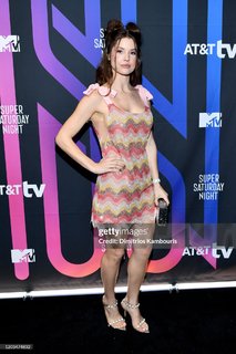 Amanda Cerny feet photo thumbnail