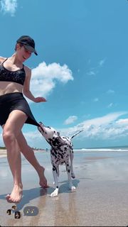 Amanda Cerny feet photo thumbnail