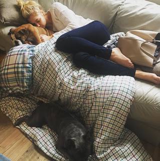 Amanda Clapham feet photo 2