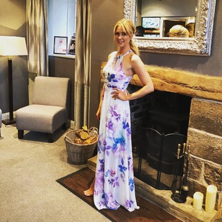 Amanda Clapham feet photo 17