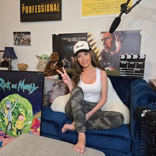 Amanda Cryer feet photo 2