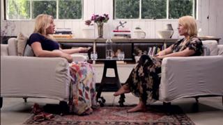 Amanda De Cadenet feet photo 1