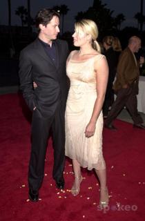 Amanda De Cadenet feet photo 7